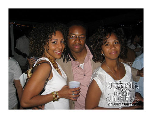 xclusv_creamsicle_2007-047
