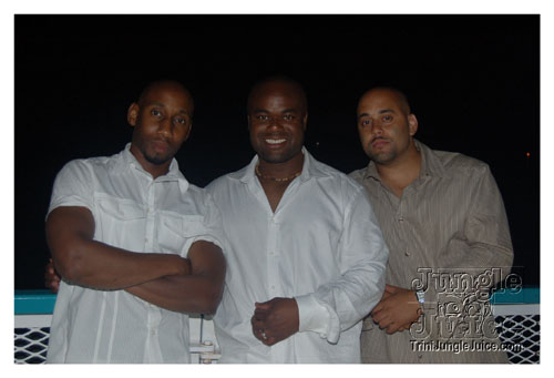 xclusv_creamsicle_2007-048