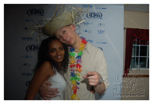 xclusv_creamsicle_2007-056