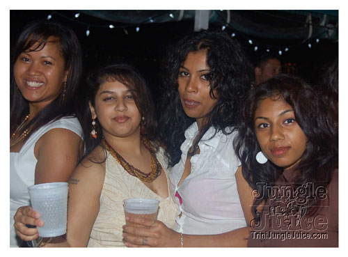 xclusv_creamsicle_2007-067