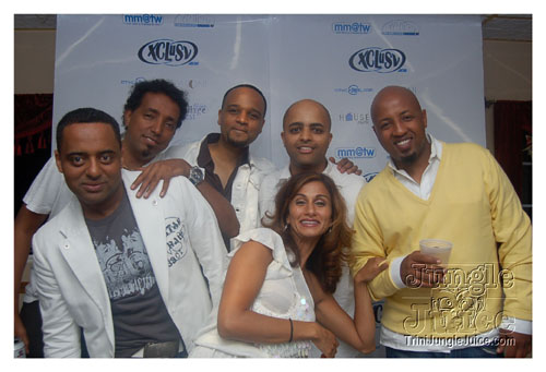 xclusv_creamsicle_2007-074