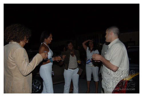 xclusv_creamsicle_2007-107