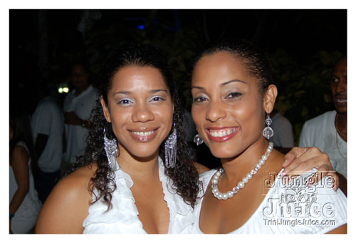 7_marsha_keston-bday_2008-007