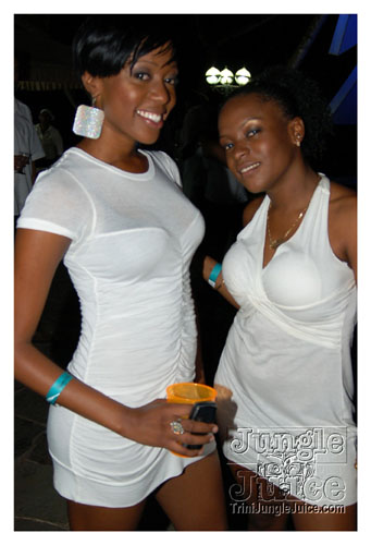 7_marsha_keston-bday_2008-053