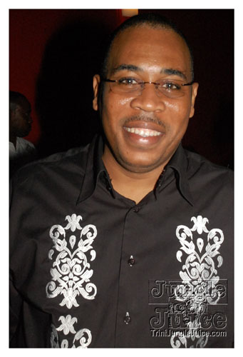 94.1FM_calendar_launch_dec09-017