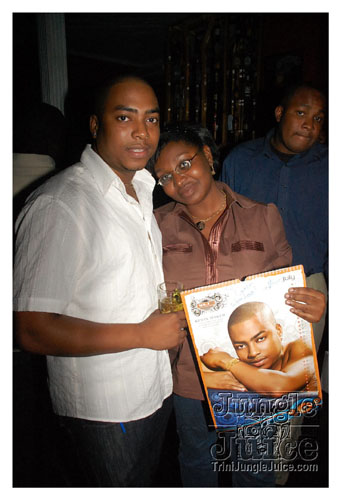 94.1FM_calendar_launch_dec09-019