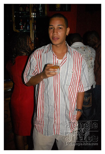 94.1FM_calendar_launch_dec09-020