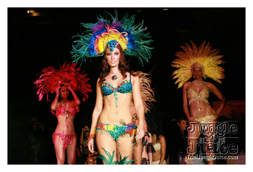 antilia_carnival_oct30-175