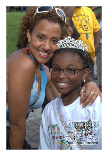 atlcarnival_parade2008-001