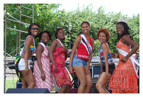 atlcarnival_parade2008-036