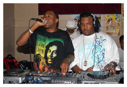 atl_welc_carnival_2k8-001