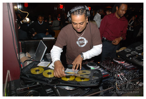 babash_drink_something_nov27-005