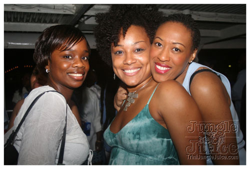 babyblue_boatride2k8-009