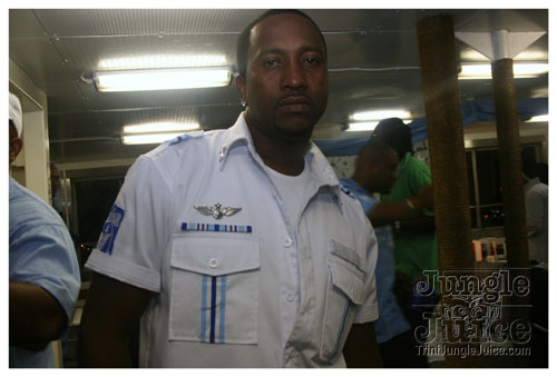 babyblue_boatride2k8-015