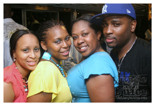 babyblue_boatride2k8-025