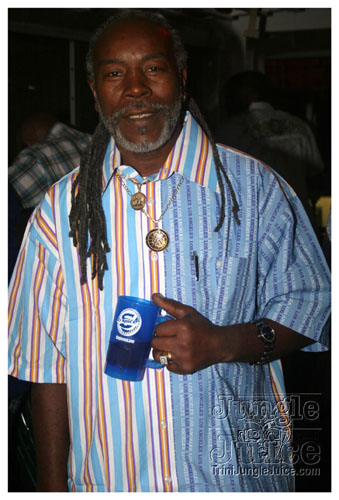 babyblue_boatride2k8-043