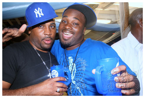 babyblue_boatride2k8-092