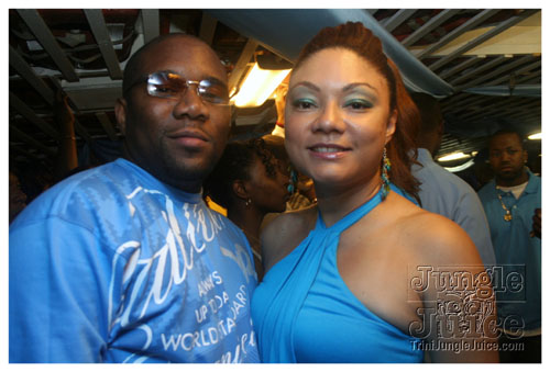 babyblue_boatride2k8-098