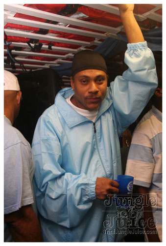 babyblue_boatride2k8-115