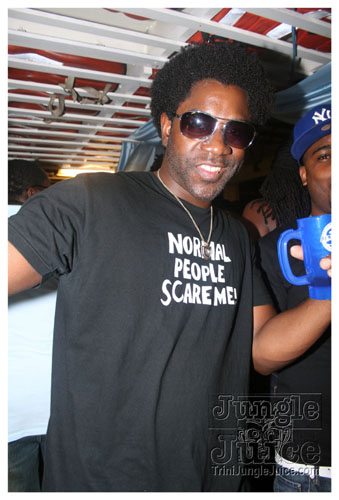 babyblue_boatride2k8-118