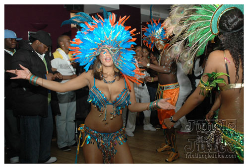 bachanal_mas_bandlaunch_2k8-031