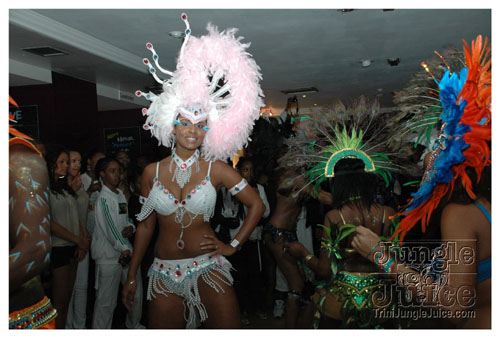 bachanal_mas_bandlaunch_2k8-040