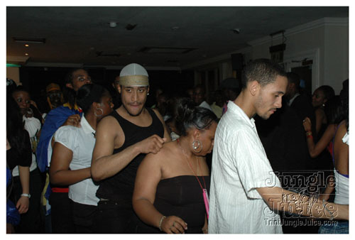 bachanal_mas_bandlaunch_2k8-043