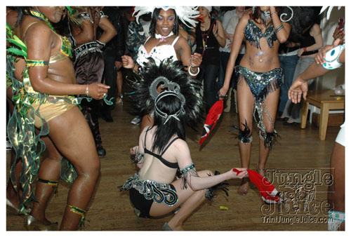 bachanal_mas_bandlaunch_2k8-064