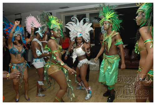 bachanal_mas_bandlaunch_2k8-089