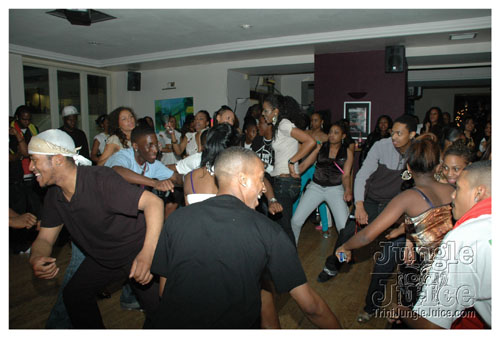 bachanal_mas_bandlaunch_2k8-097