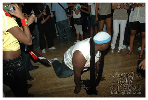 bachanal_mas_bandlaunch_2k8-099