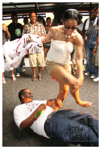 sundazeboatride_jun8-073