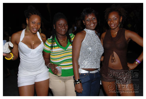 bazoodee_friday_2008-072