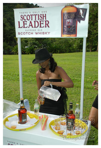 beach_house_carnival_2008_pt1-007