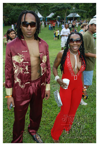 beach_house_carnival_2008_pt1-019