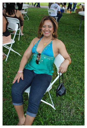 beach_house_carnival_2008_pt1-027