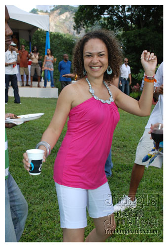 beach_house_carnival_2008_pt1-040