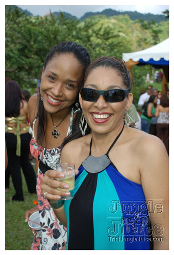 beach_house_carnival_2008_pt1-043