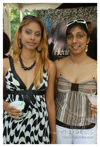 beach_house_carnival_2008_pt1-069