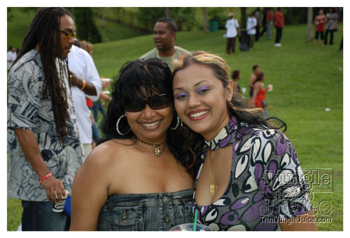 beach_house_carnival_2008_pt1-077