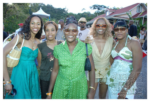 beach_house_carnival_2008_pt1-087