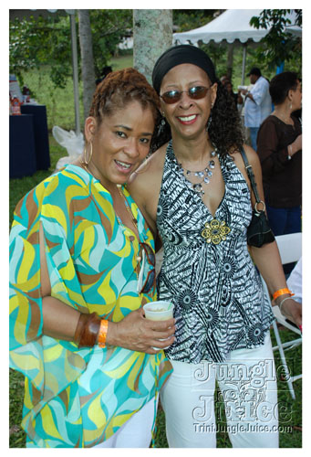 beach_house_carnival_2008_pt1-103