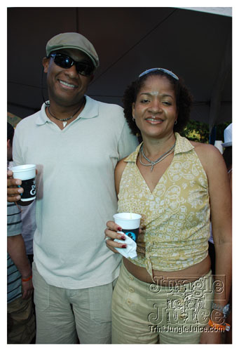 beach_house_carnival_2008_pt1-122