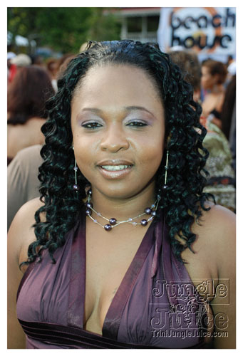 beach_house_carnival_2008_pt1-124