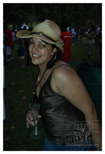 beach_house_carnival_2008_pt1-140