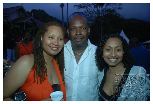 beach_house_carnival_2008_pt1-159