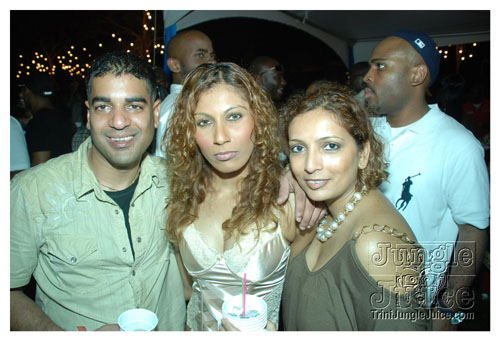 beach_house_carnival_2008_pt1-174