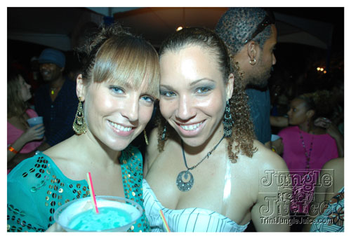 beach_house_carnival_2008_pt1-204