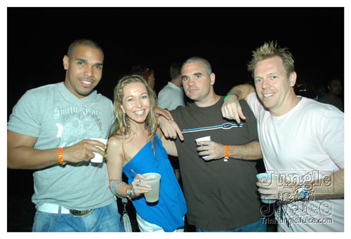 beach_house_carnival_2008_pt1-207