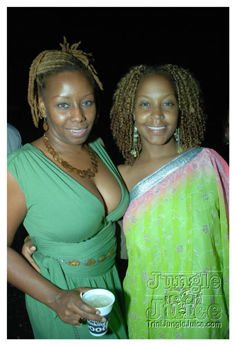 beach_house_carnival_2008_pt1-209